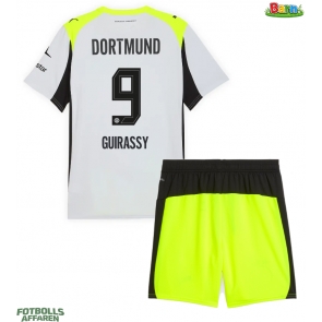 Borussia Dortmund Serhou Guirassy #9 Bortaställ Barn 2025-26 Kortärmad (+ Korta byxor)